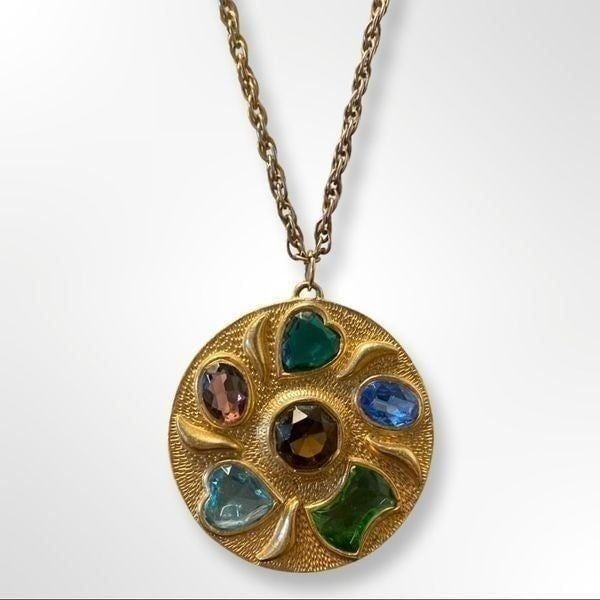 Large Multicolored Stone Round Pendent Necklace