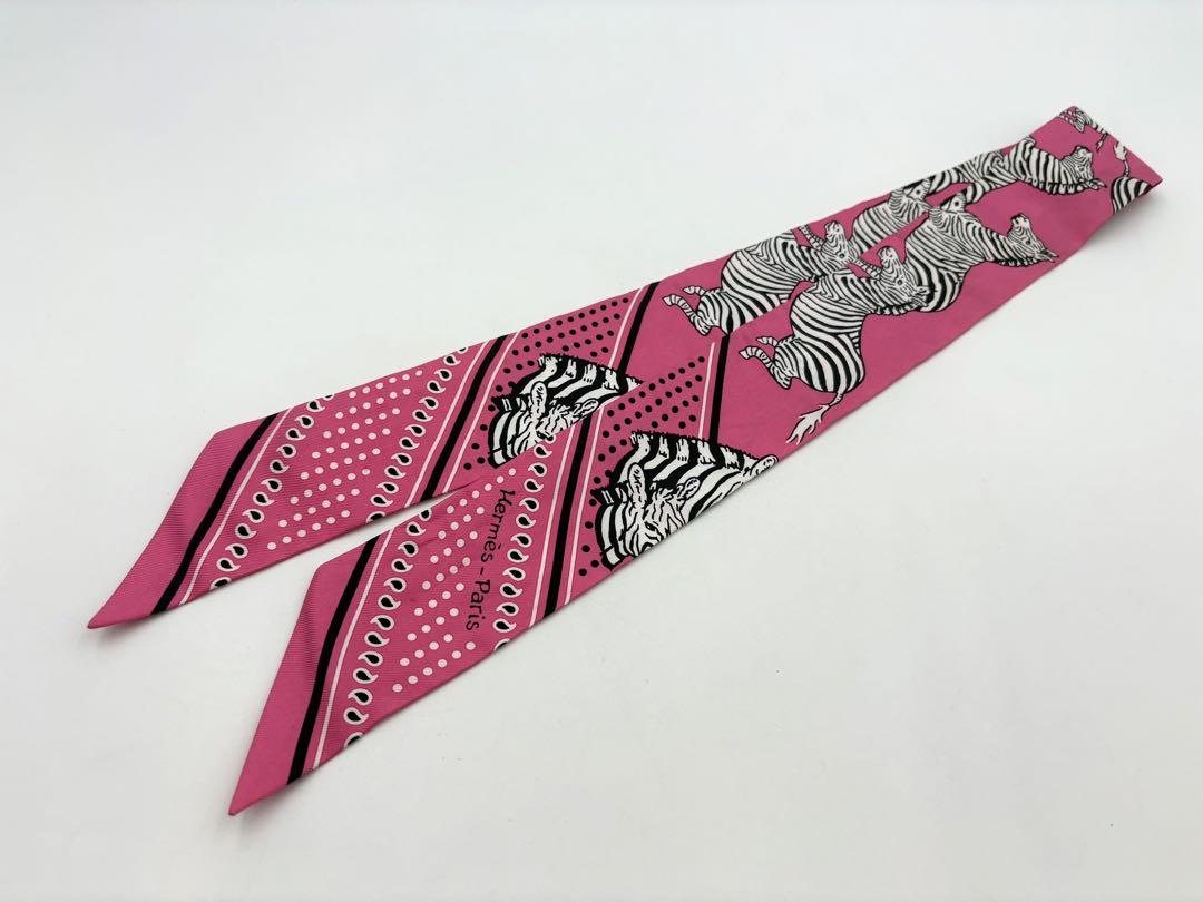 Hermès Twilly LESZEBRESBANDANA Zebra Scarf with Silk Box