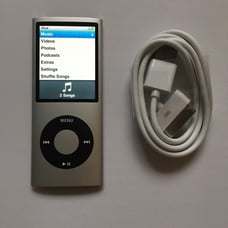 iPod Nano 4th Gen 16gb silver new