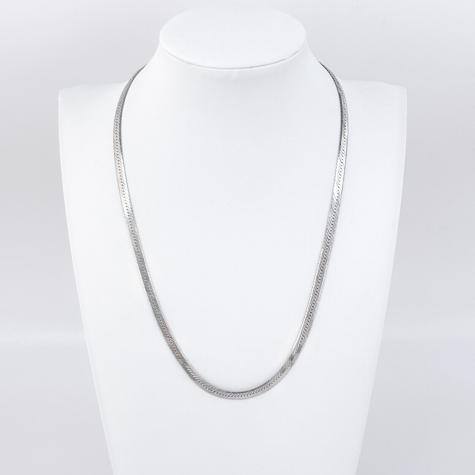 Vintage Italy Sterling Silver 925 4.3mm Herringbone Necklace 18