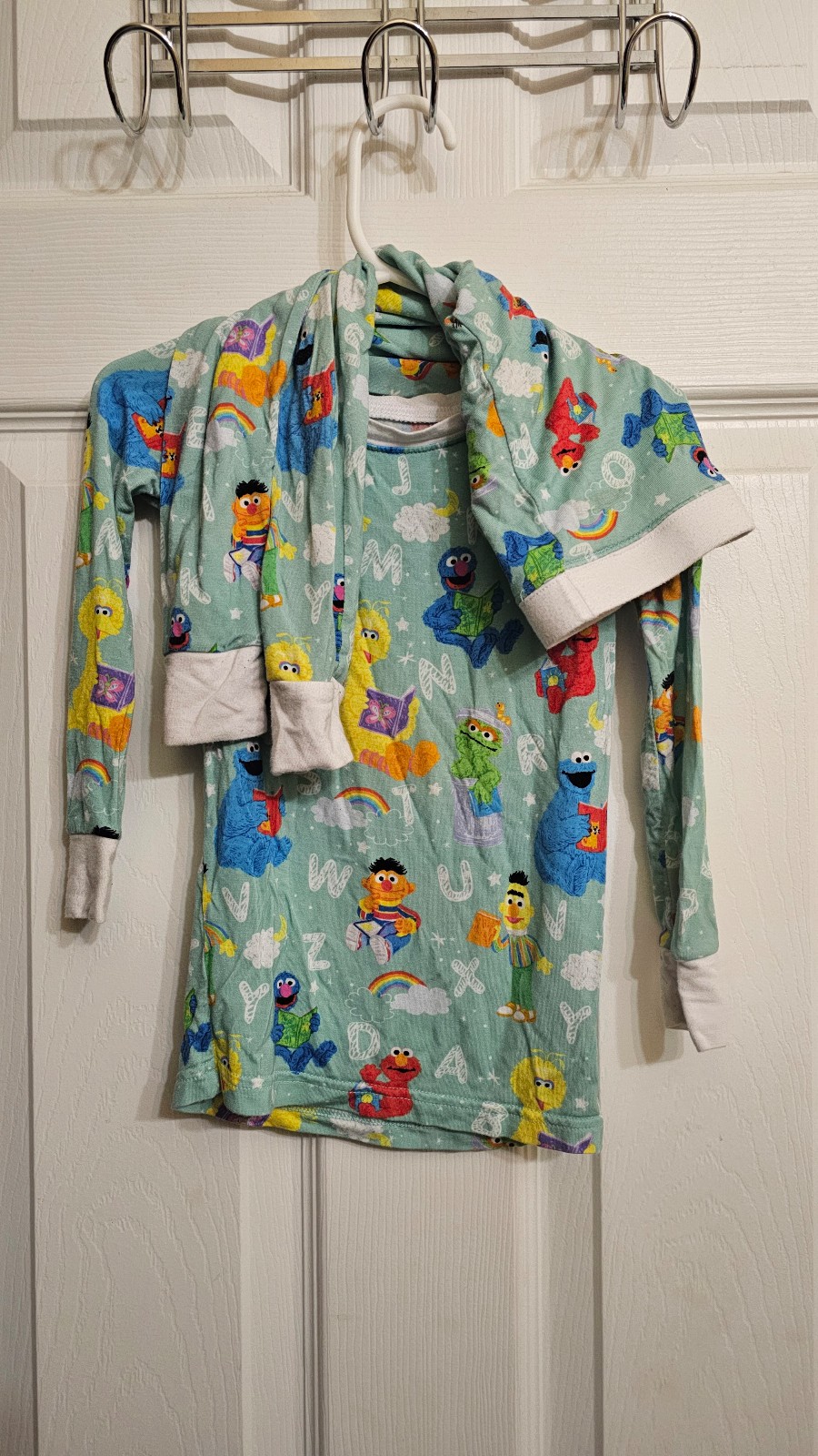 little sleepies sesame street 2t vguc