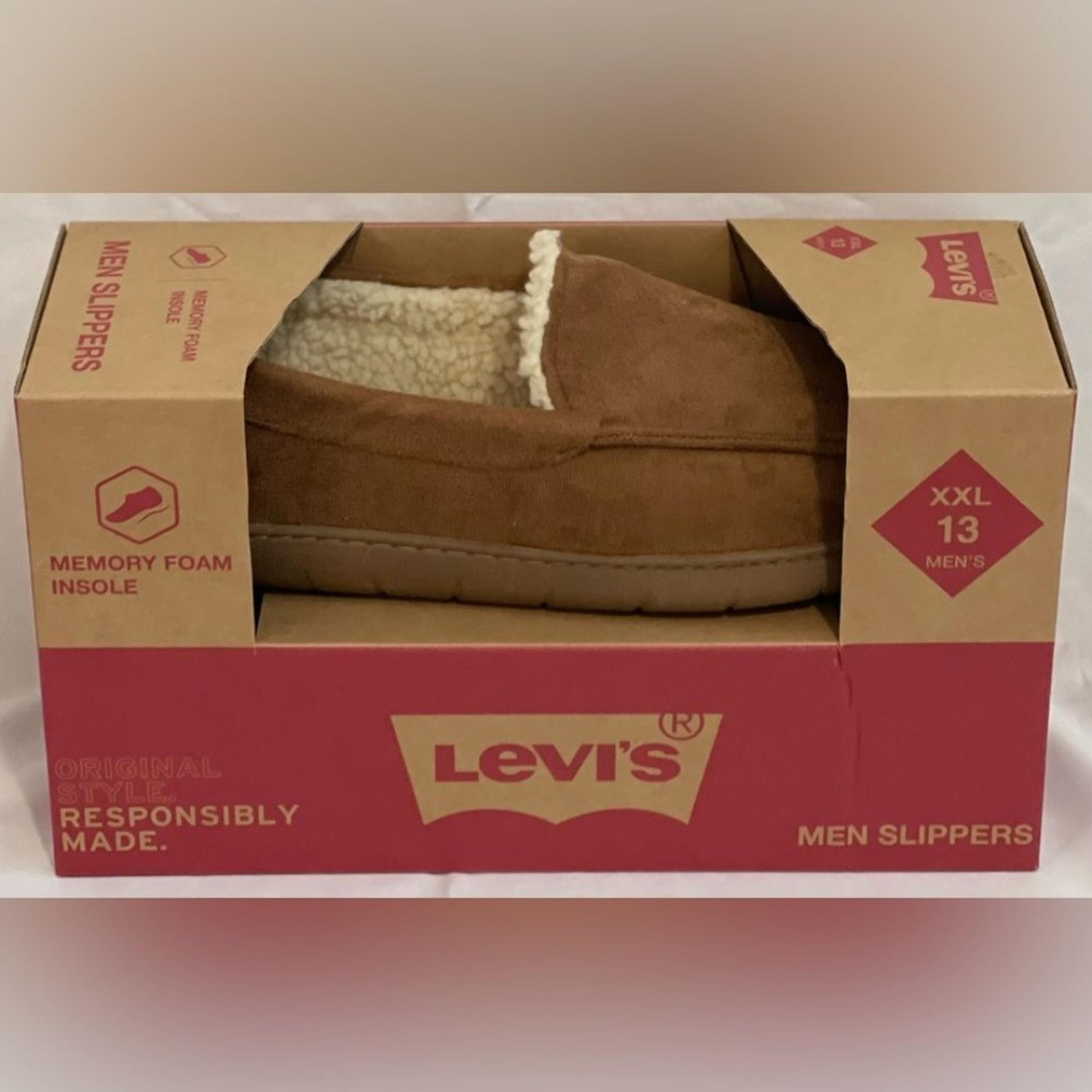 Levi's Men's Memory Foam Slippers, Indoor/Outdoor, Comfortable, Size 13
