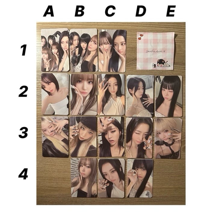 le sserafim hot compact photocards ‼️PLS READ DESCRIPTION *DM TO BUY*‼️