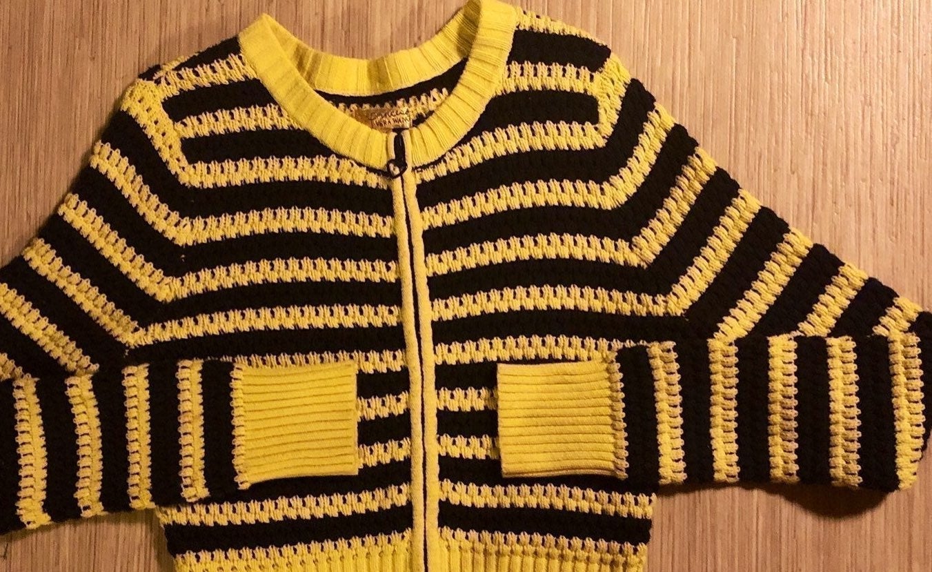 Vera Wang Heart zip up knit cardi