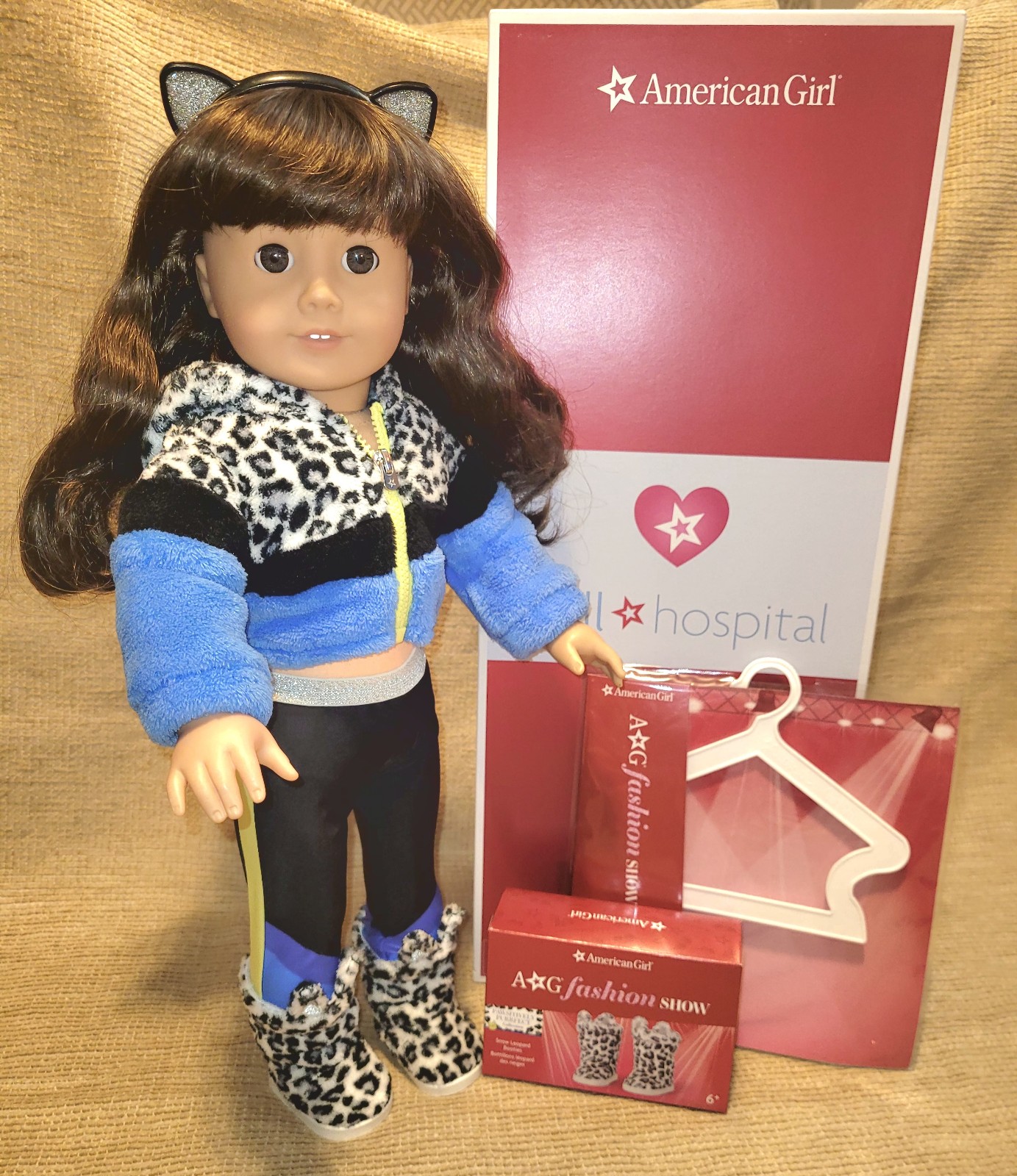 American Girl / Pleasant Company Doll & Accessories