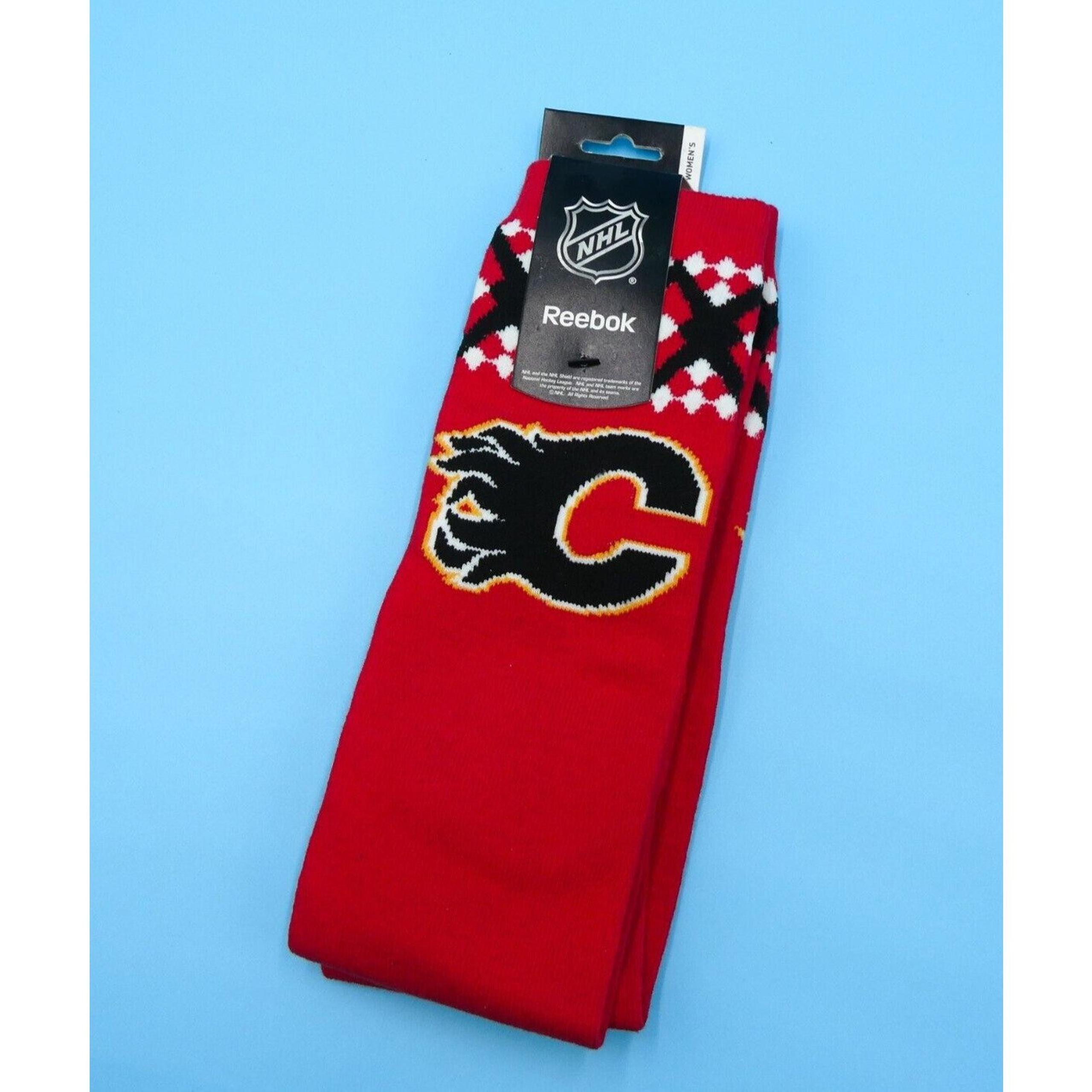 Calgary Flames Crew Socks Womens One Size Reebok Red Black Hockey NHL Mid Y2K