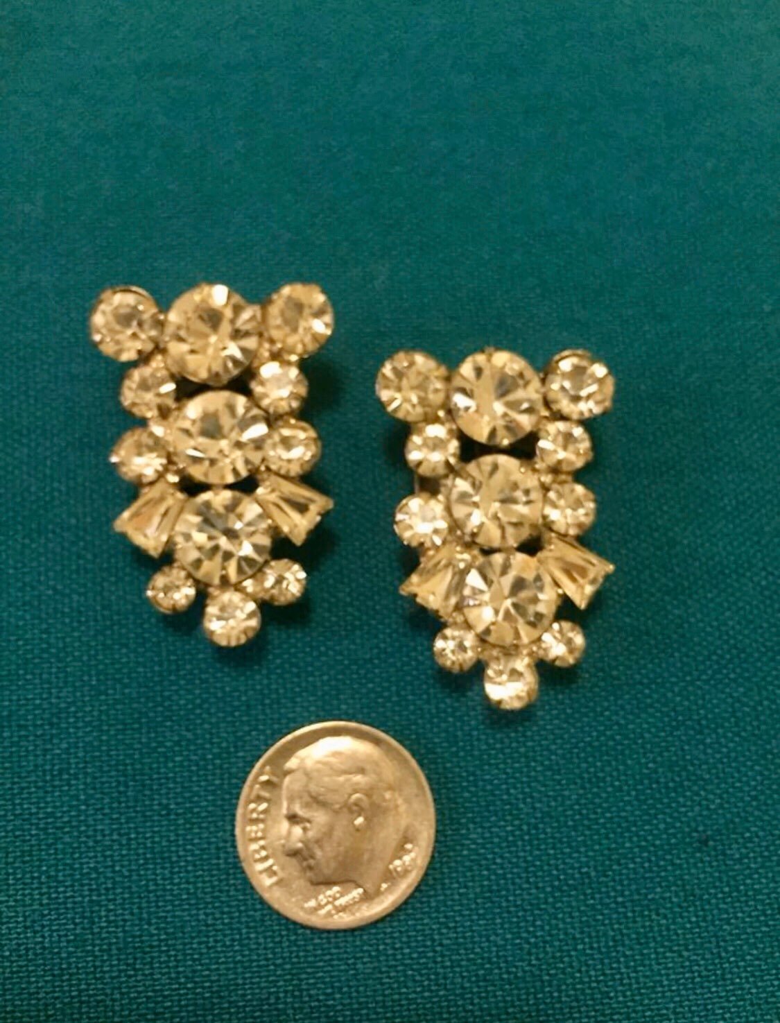 Stunning Vintage Rhinestone Shoe Clips