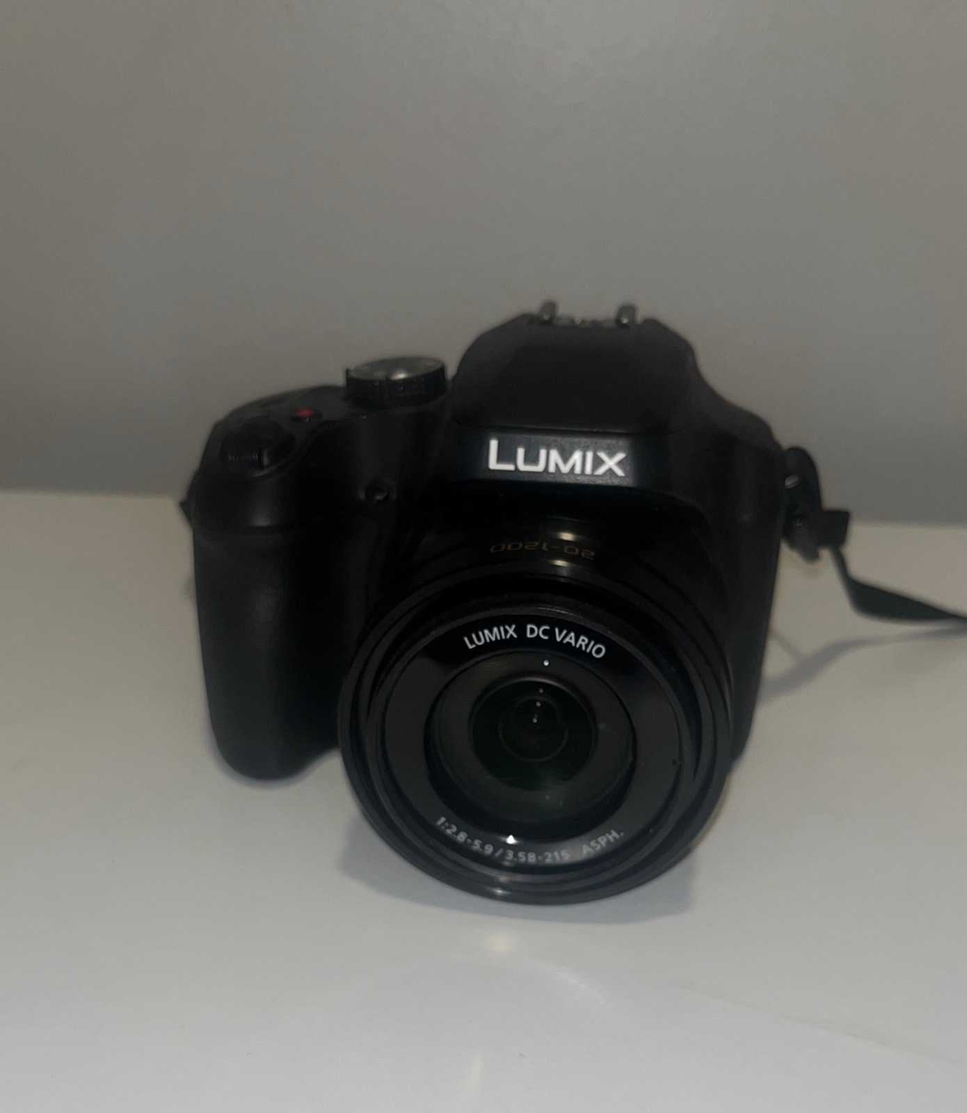 Panasonic LUMIX DC-FZ80