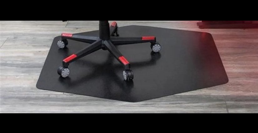Game chair mat and xbox controller
