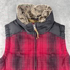 Eddie Bauer Yukon 550 Goose Down Puffer Vest Women's Small Red Buffalo Plaid