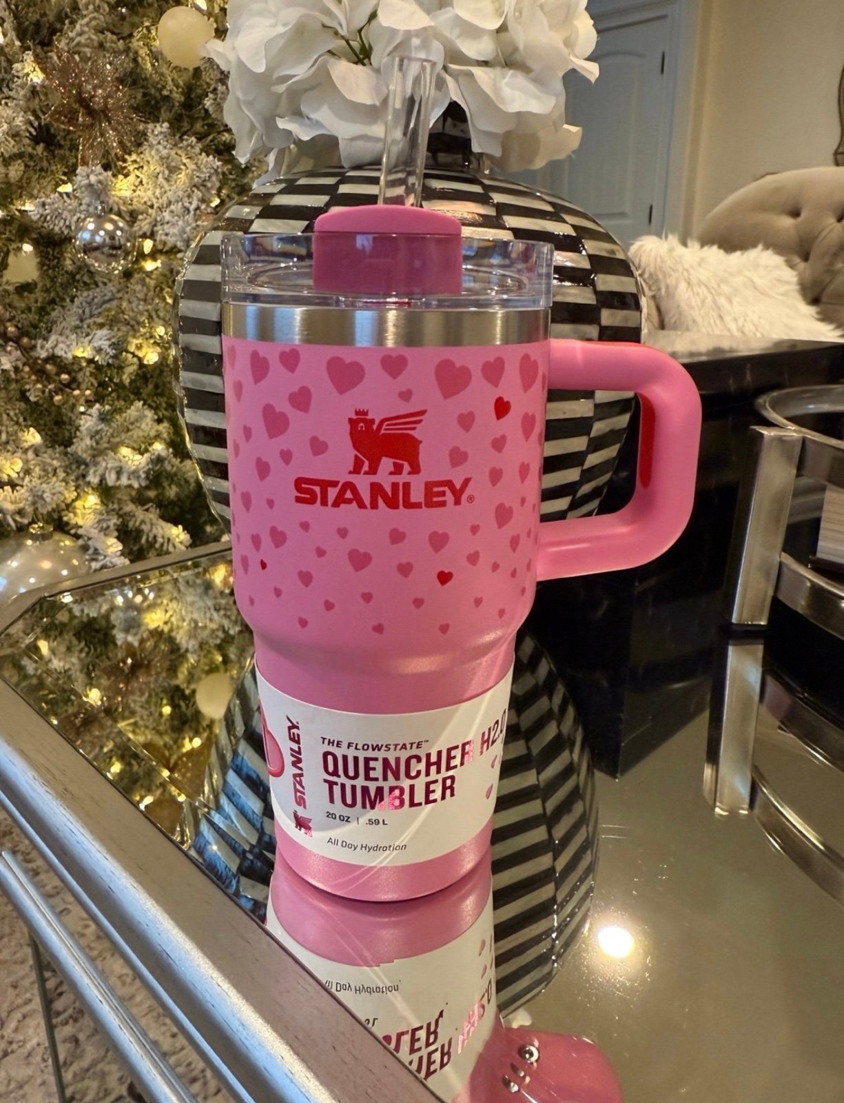 Stanley 20 oz Stainless Steel H2.0 Quencher Tumbler Valentine's Day Sweet Hearts