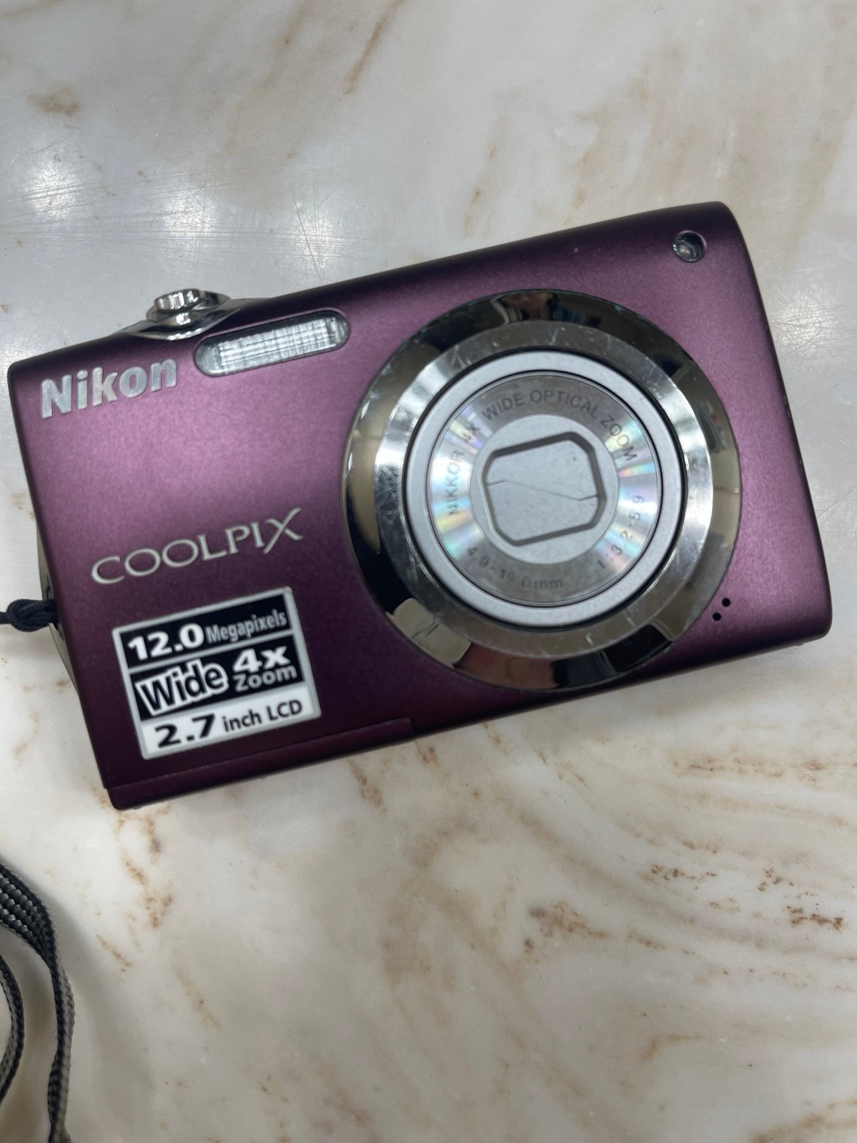 Nikon CoolPix S220 •••OBO••••