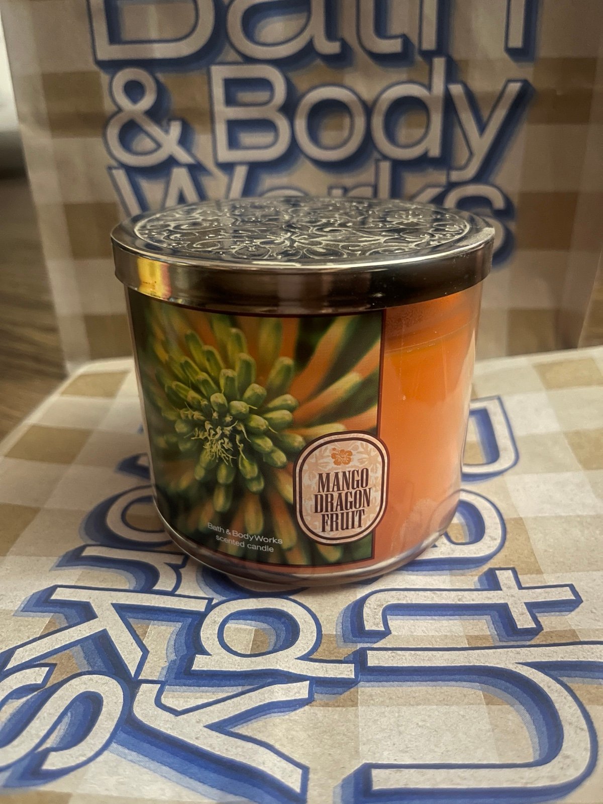 Bath and Bodyworks candle
