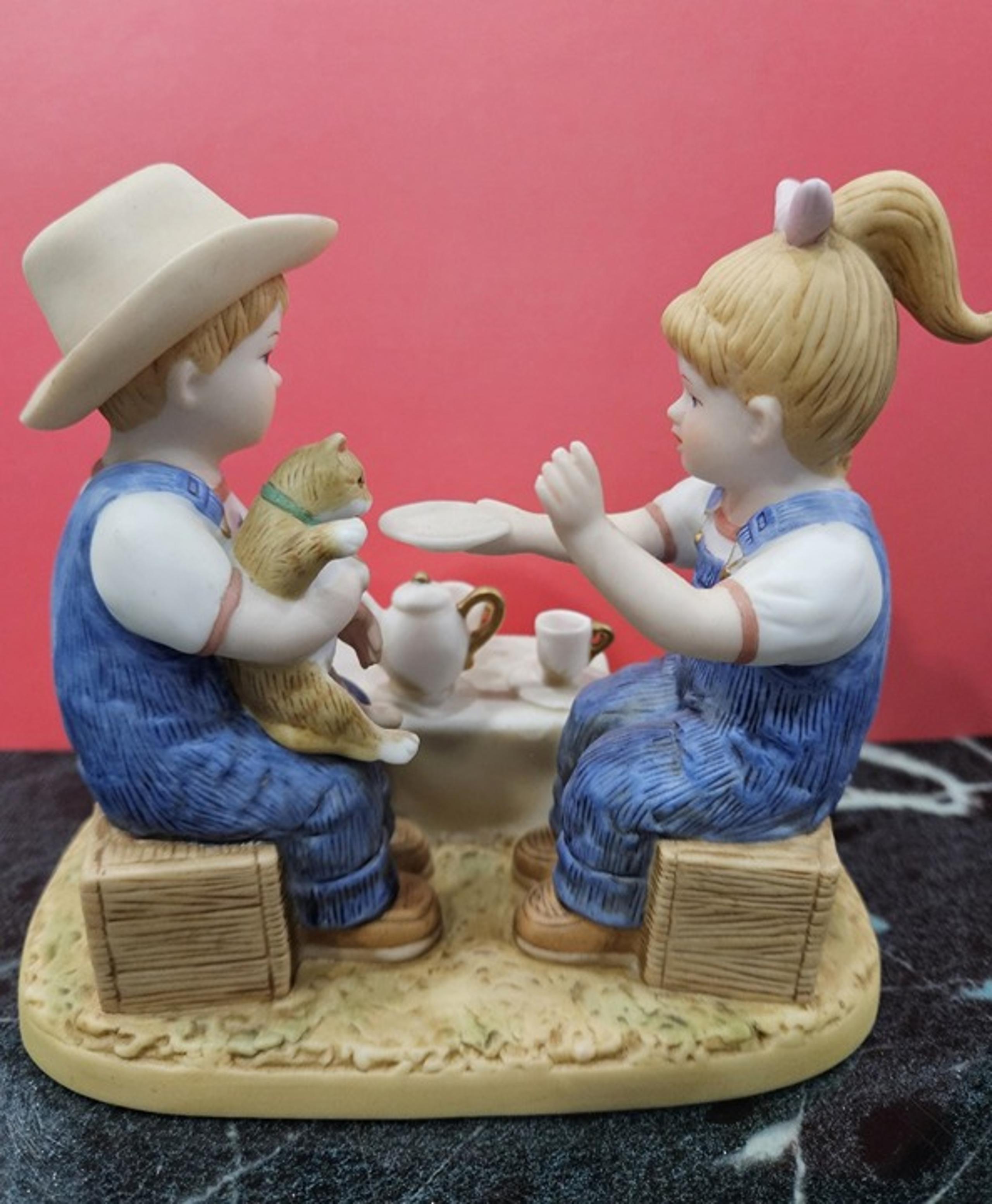 Home Interiors Denim Days Figurine 2004 Debbie's Afternoon Tea #14040