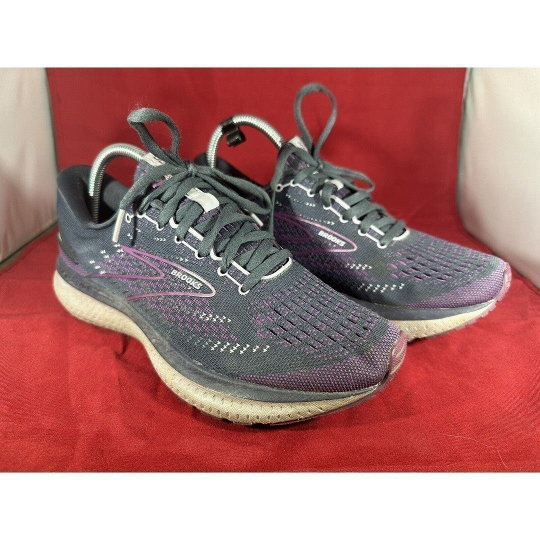 Brooks Womens Glycerin 19 1203431B572 Gray Running Shoes Sneakers Size 9 B