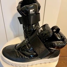 SOREL WOMEN'S JOAN OF ARCTIC™ NEXT LITE STRAP PUFFY BOOT