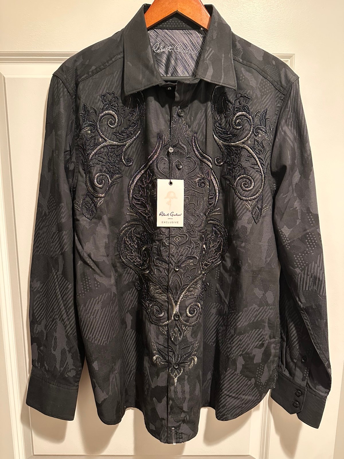 NWT $378 Robert Graham SALDIBAR Black Embroidered Shirt XL