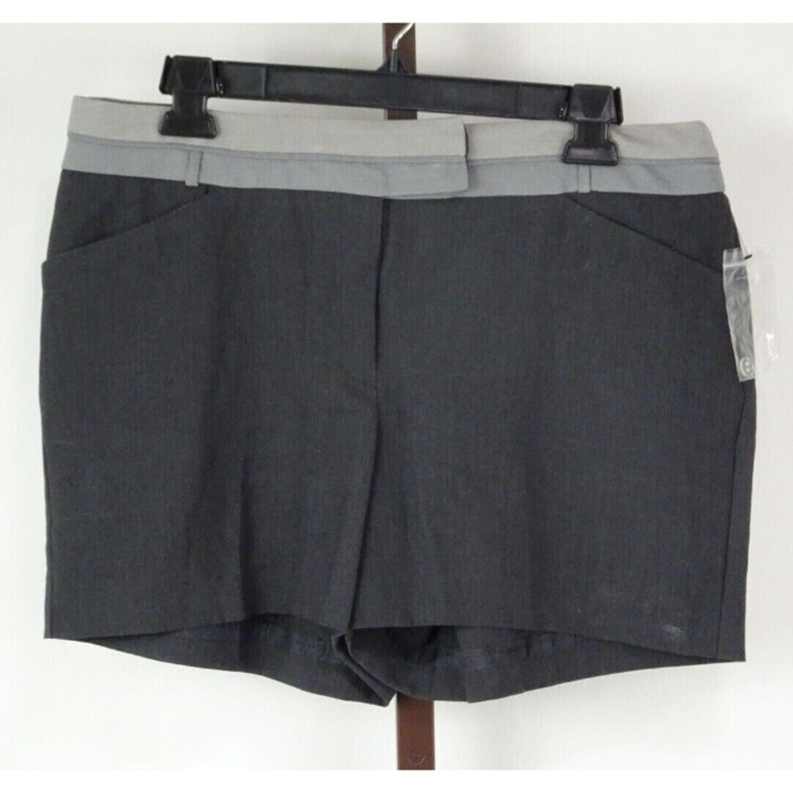 Worthington Ladies Womens Gray Modern Fit Shorts Size 10 NEW