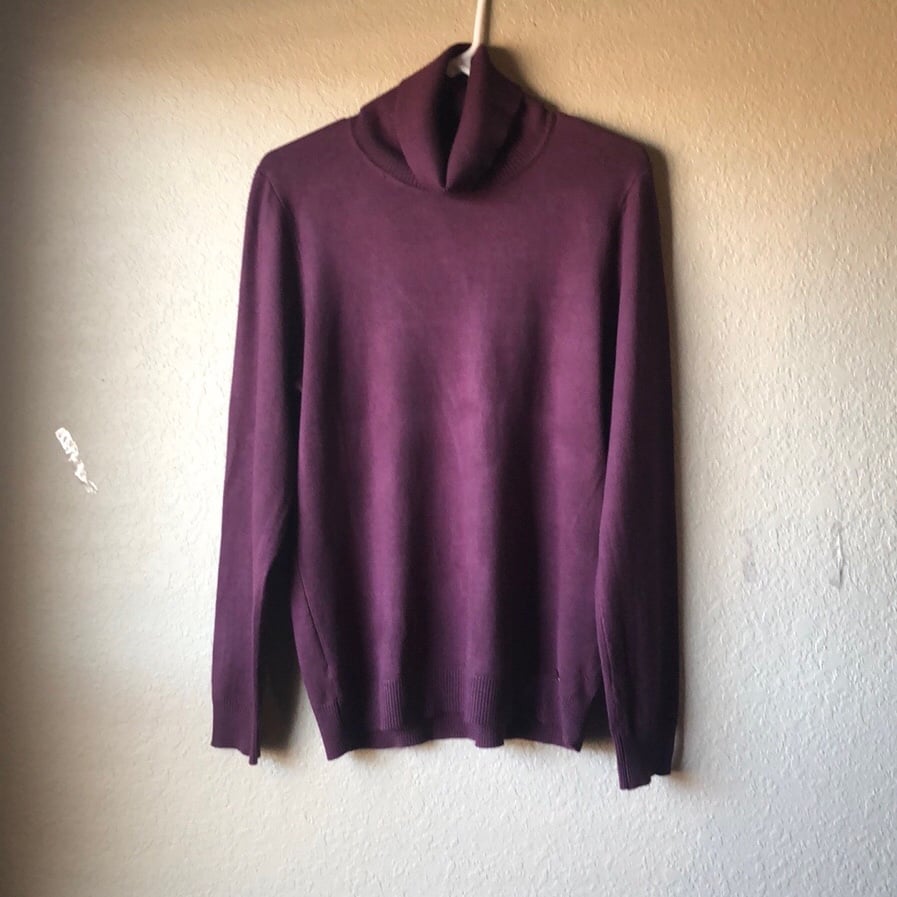 New Women’s Sweater Calvin Klein Purple Long Sleeve Turtleneck Sweater Women’s L