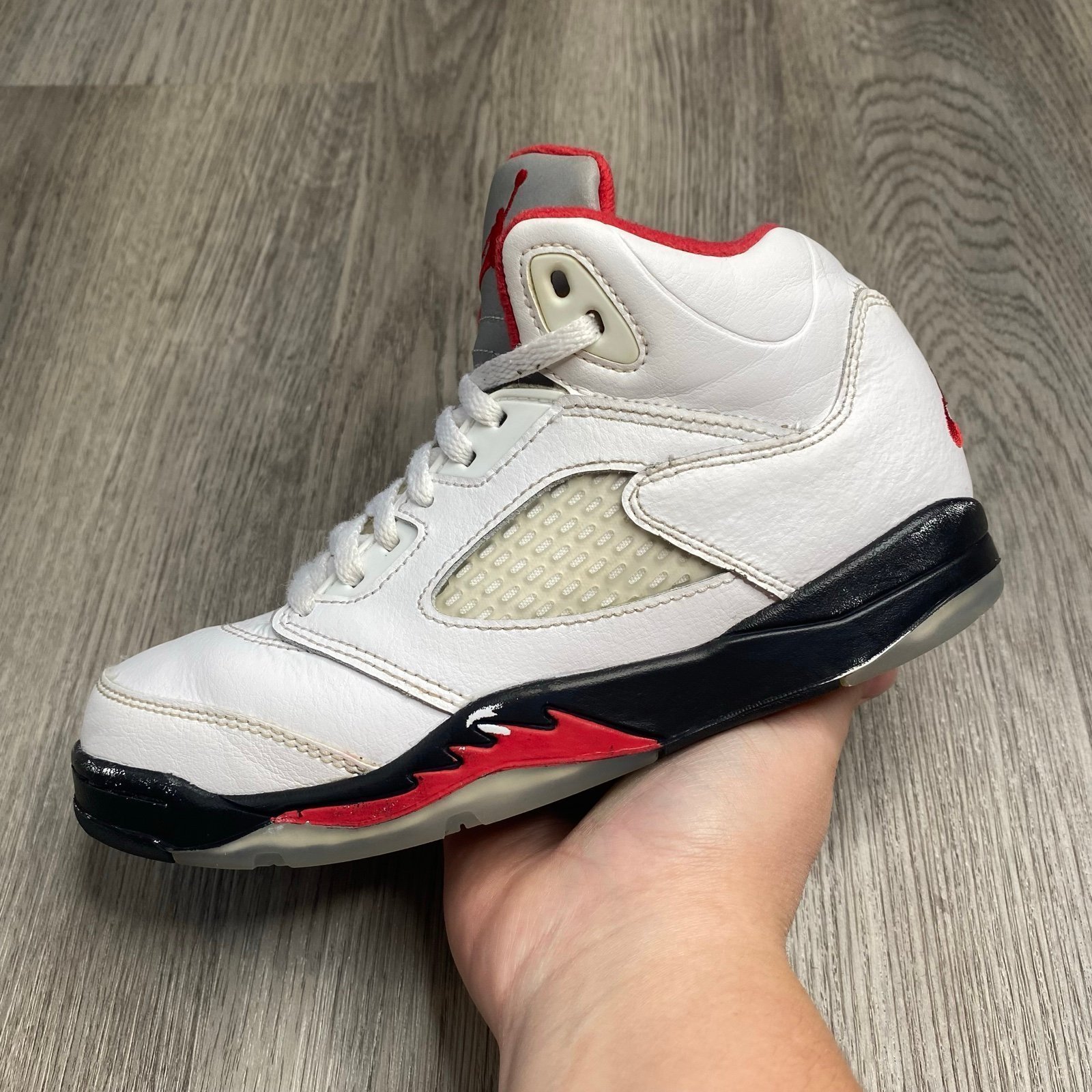 Nike Air Jordan 5 Retro Boys 3Y Athletic Shoes Sneakers 440889-102 Fire Red