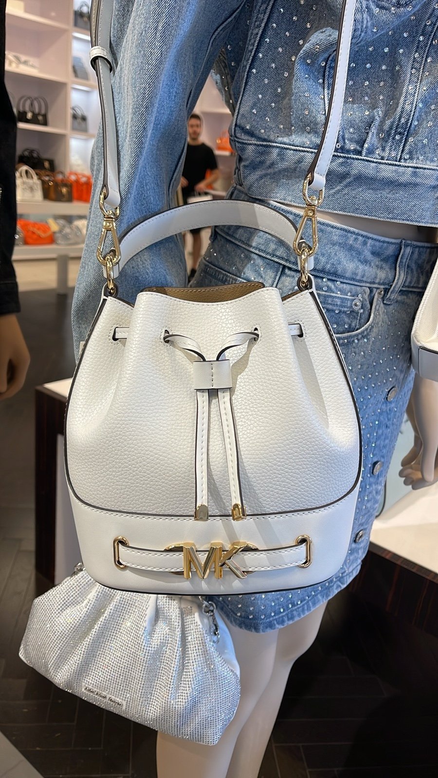 michael kors white bucket bag