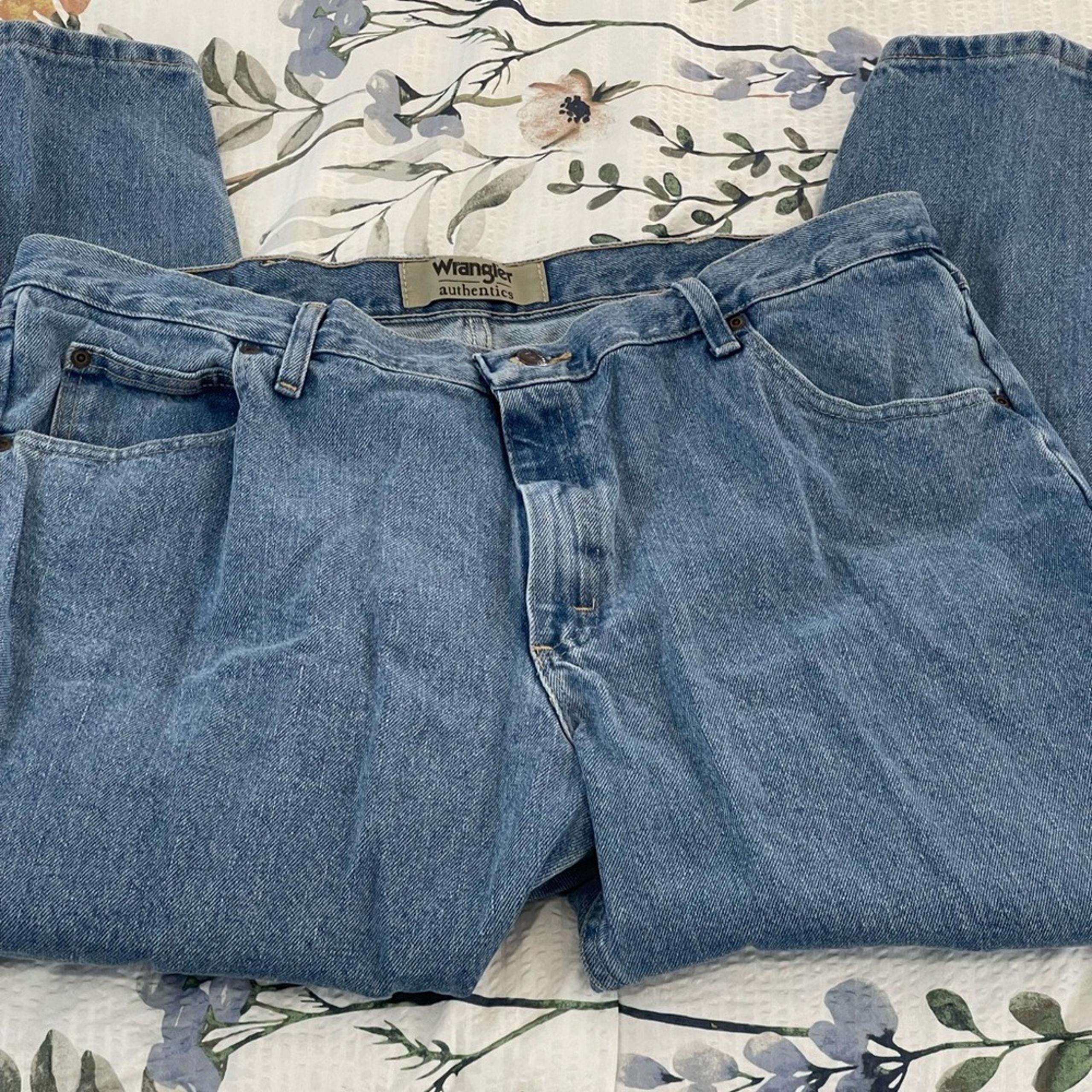 Wrangler Authentic 40x28 Men's Blue Jeans 100% Cotton 356