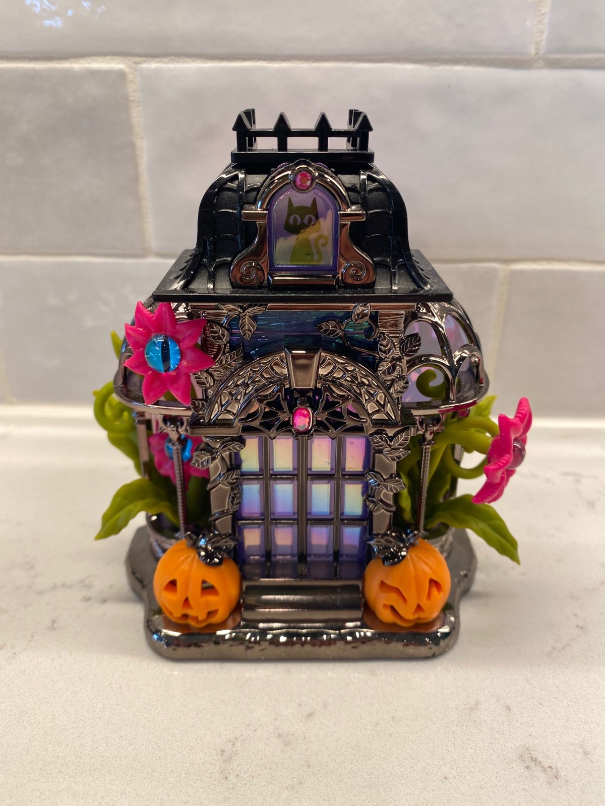 Bath and body works haunted HOUSE NIGHTLIGHT PROJECTOR WALLFLOWER