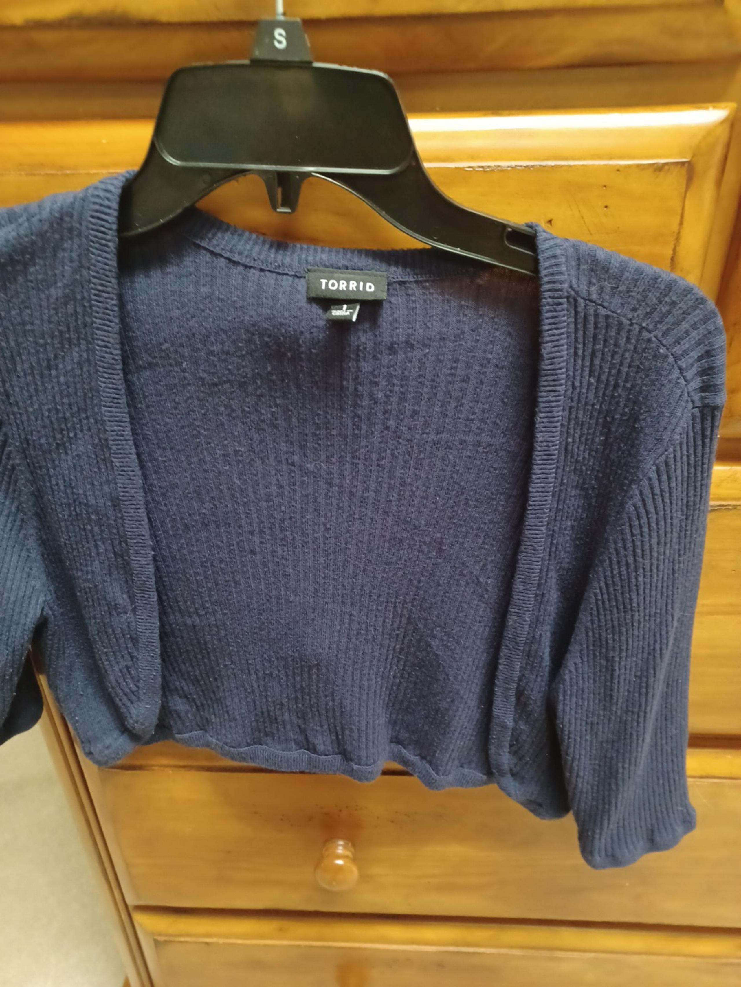 TORRID crop Cardigan Shrug
