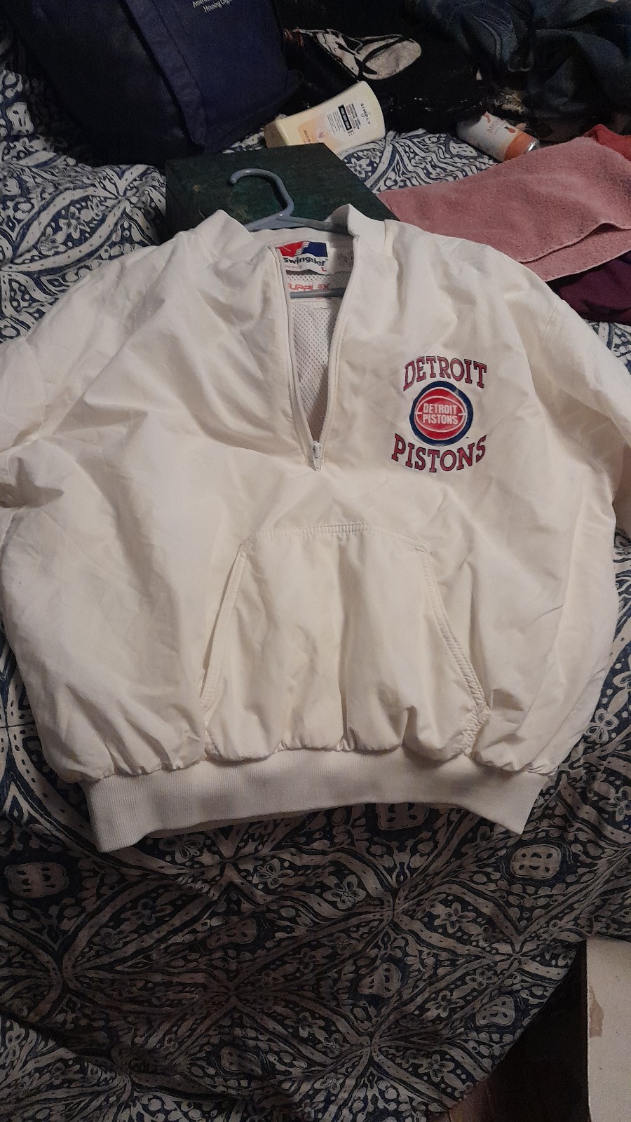 Vintage Detroit Pistons pullover