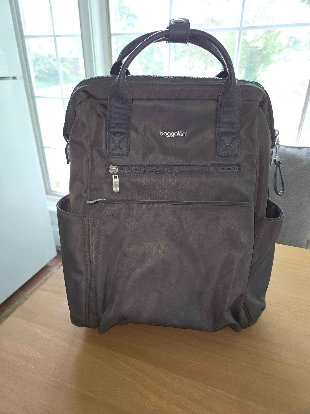 Baggallini travel laptop backpack grey