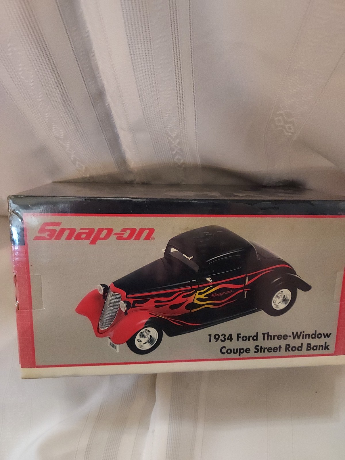 1:24 dies cast car