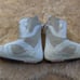 Burton Mint Snowboard Boots Women's size 10 white with purple accents