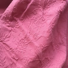 Bed skirt