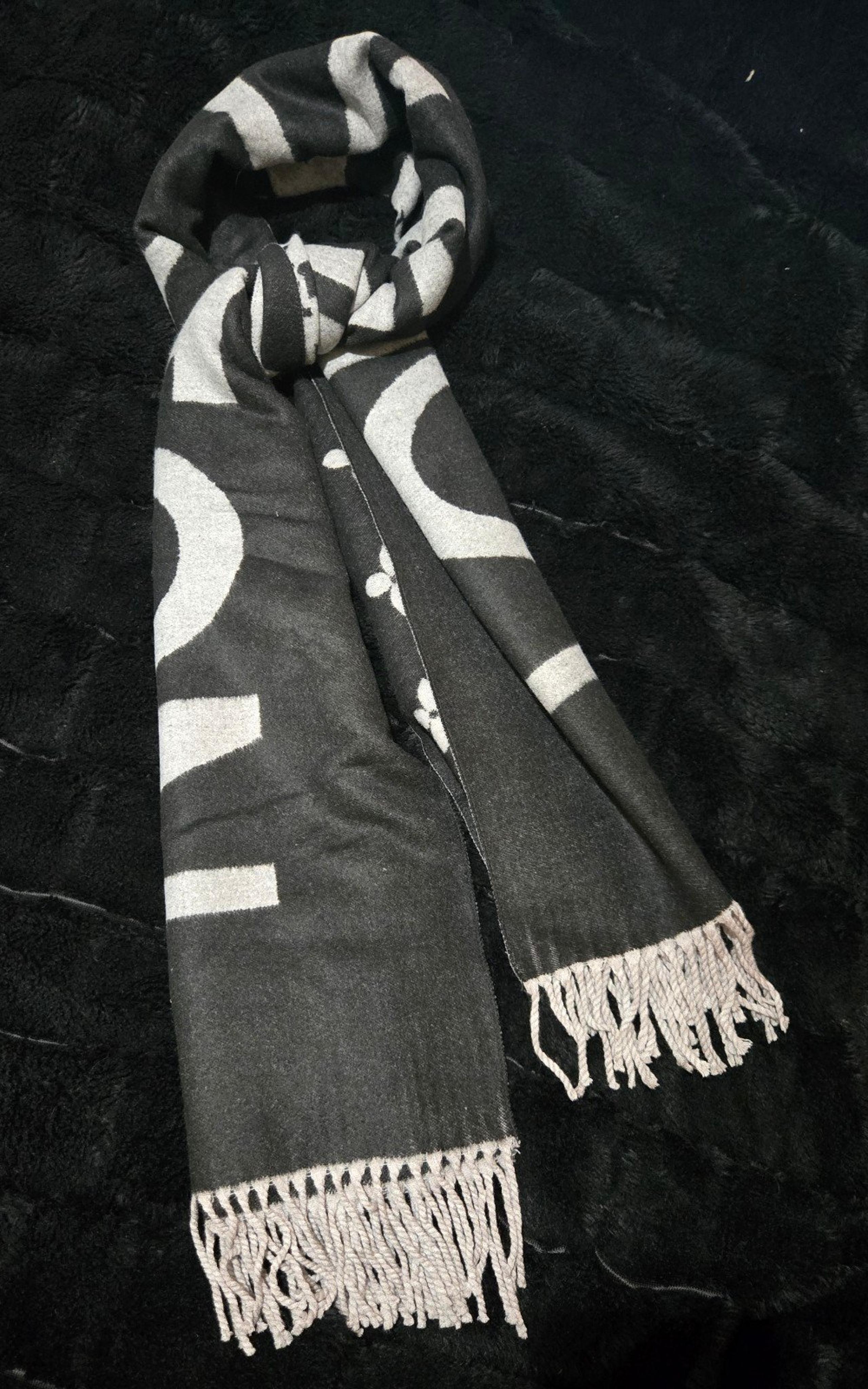 New Winter Grey & Black Winter Scarf