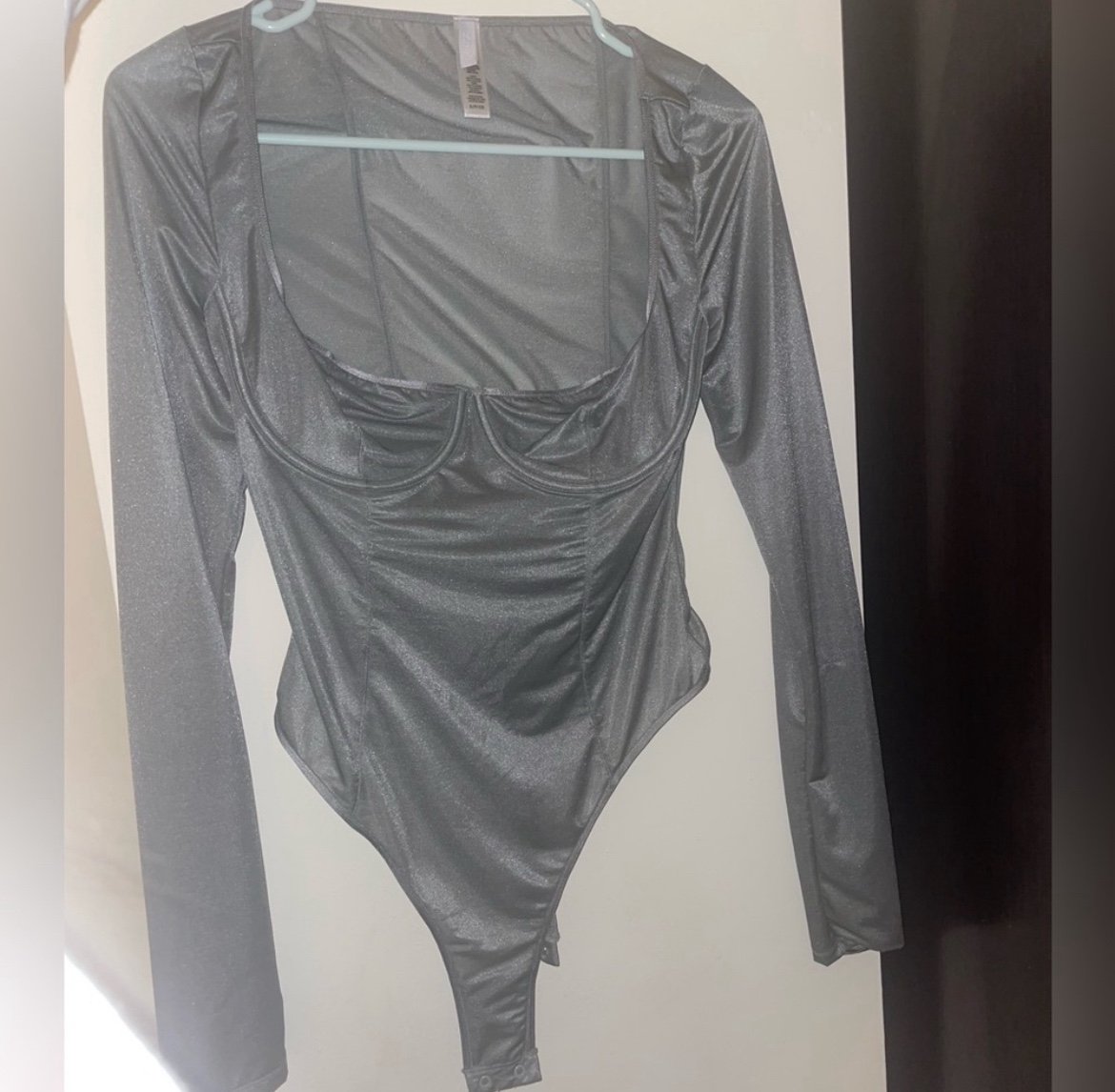 skims bodysuit small metallic silver Glissenette