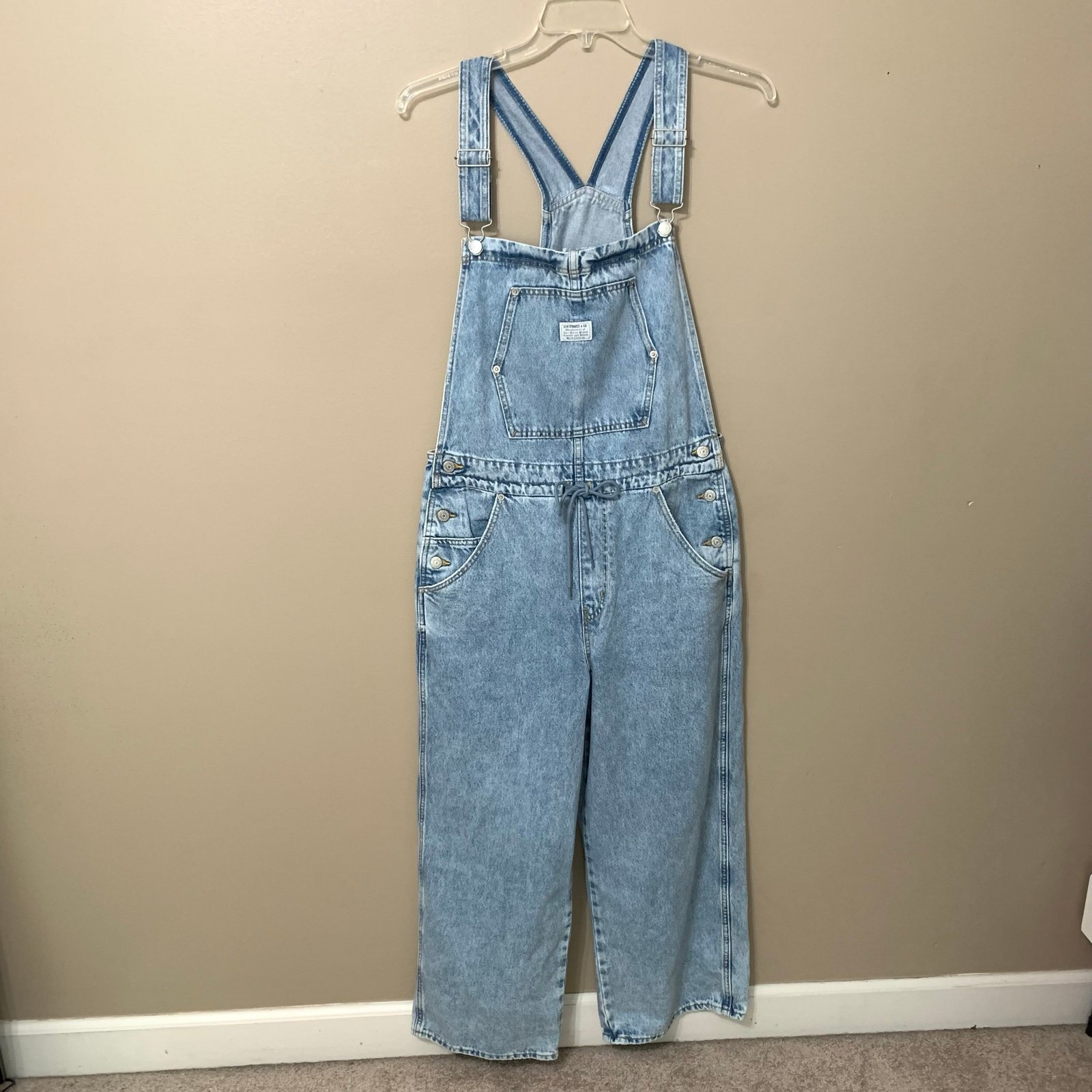 Levi’s Apron Bib Overalls Women’s Wide Leg Size Large NWT