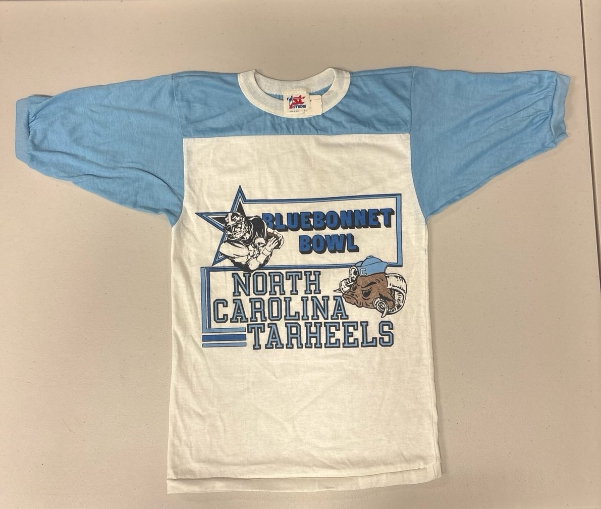 NWT vintage 1980 UNC North Carolina Tarheels Bluebonnet Bowl Football Boys L