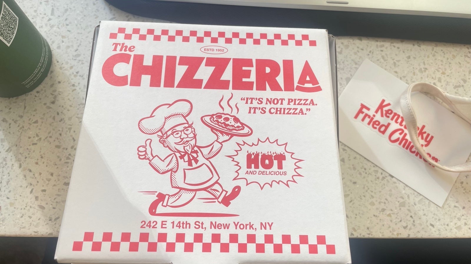 Never Used NWT - KFC Chizzeria Chizza NYC pop up EXCLUSIVE KFC Box