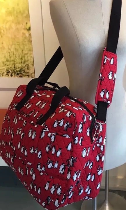Vera Bradley Grand Traveler Extra Large Luggage Quilted Red Penguins Pattern New