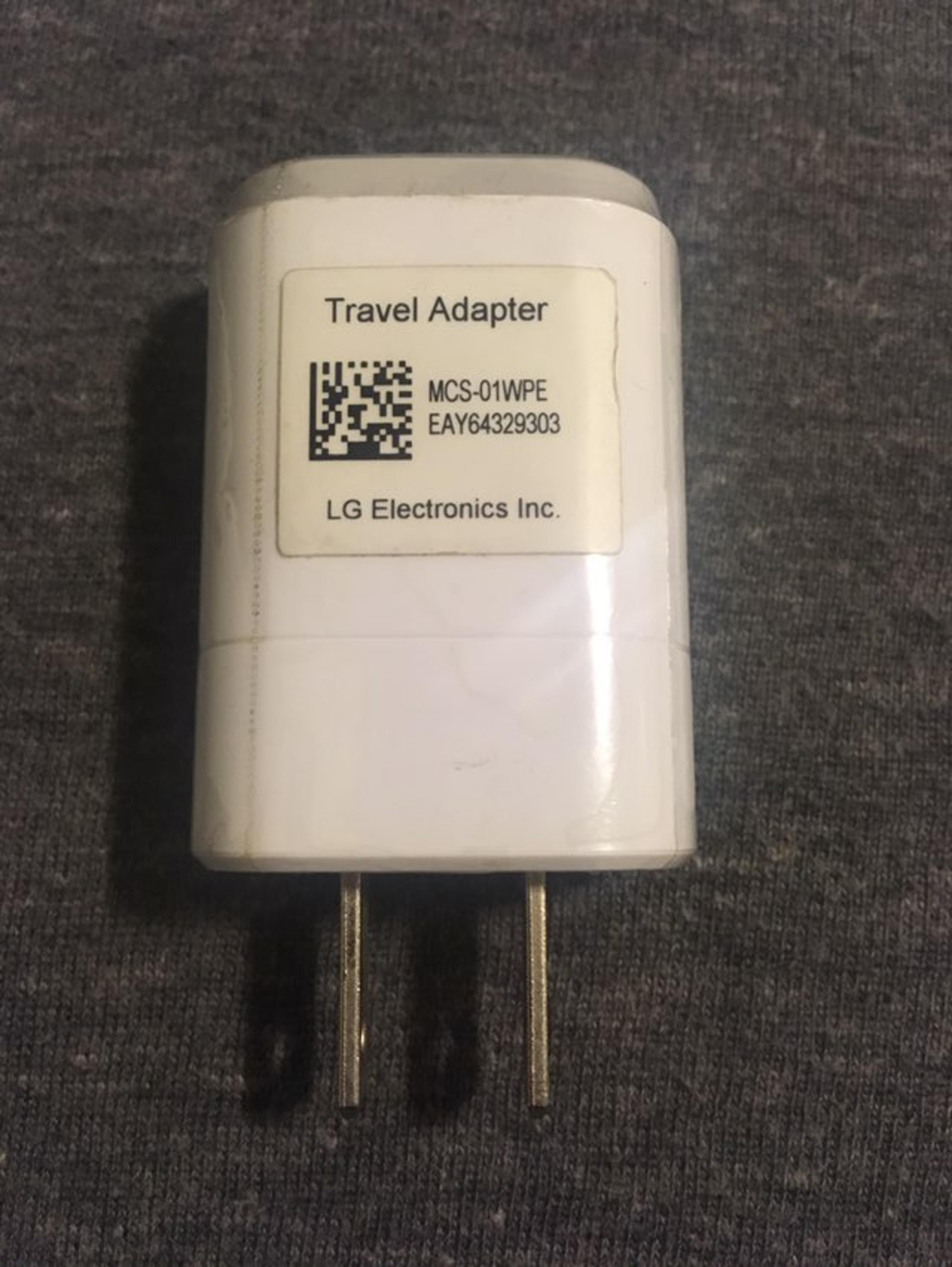 USB Travel Adapter