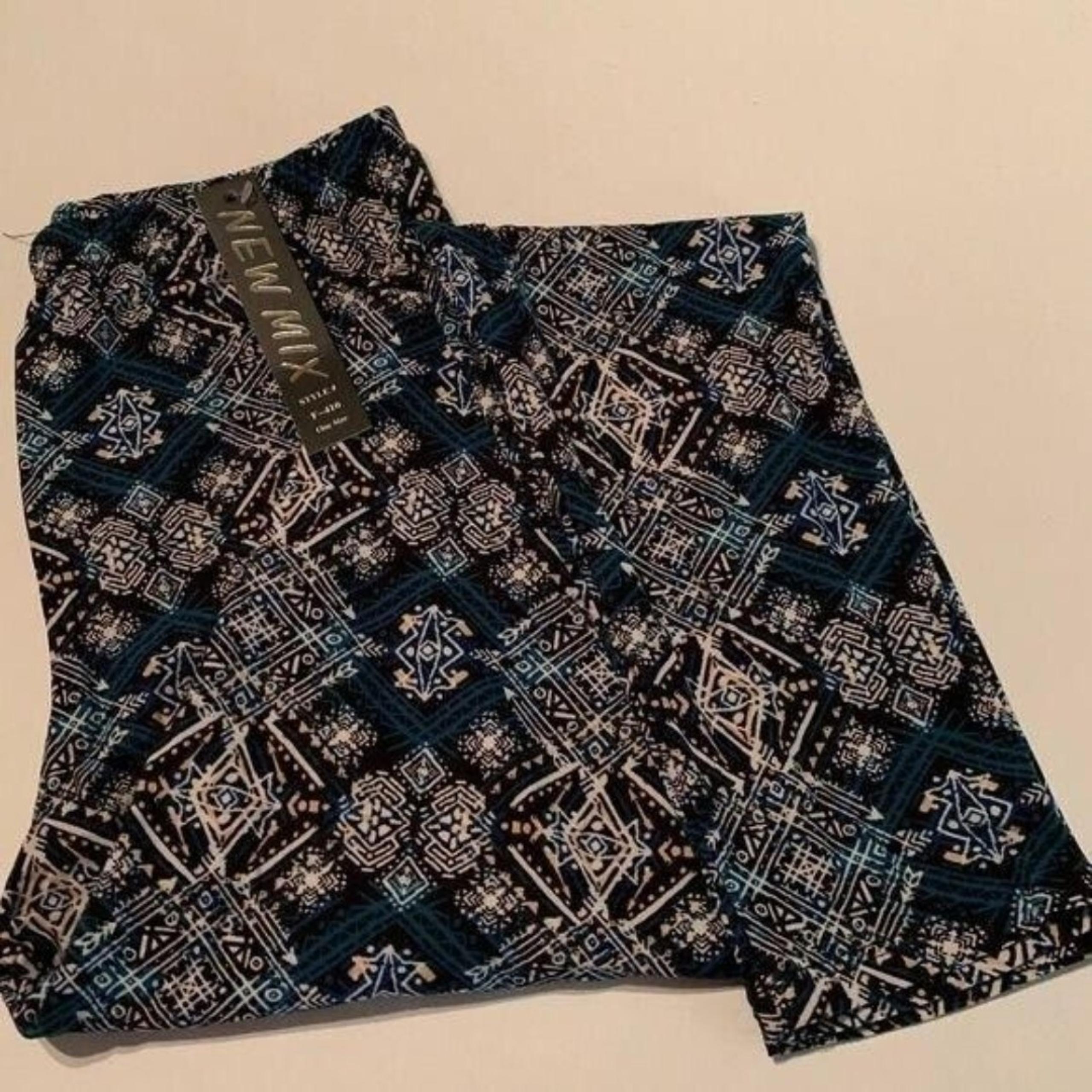 Reg One Size Womens NEW MIX Elaborate Print Softbrush Leggings