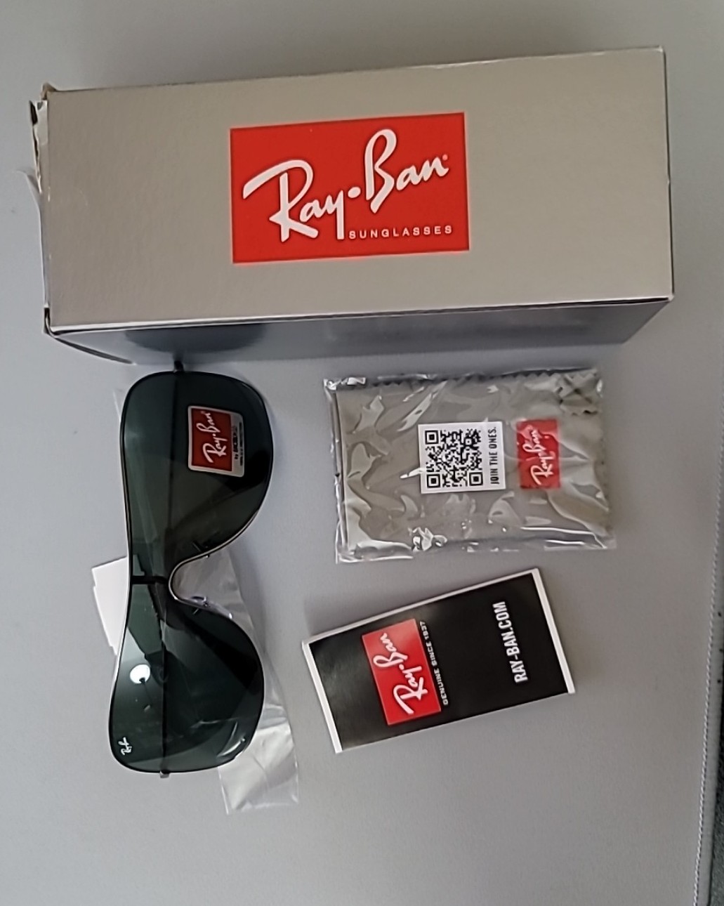 Ray Ban RB 3211 Shield Sunglasses Gunmetal Green Lens.