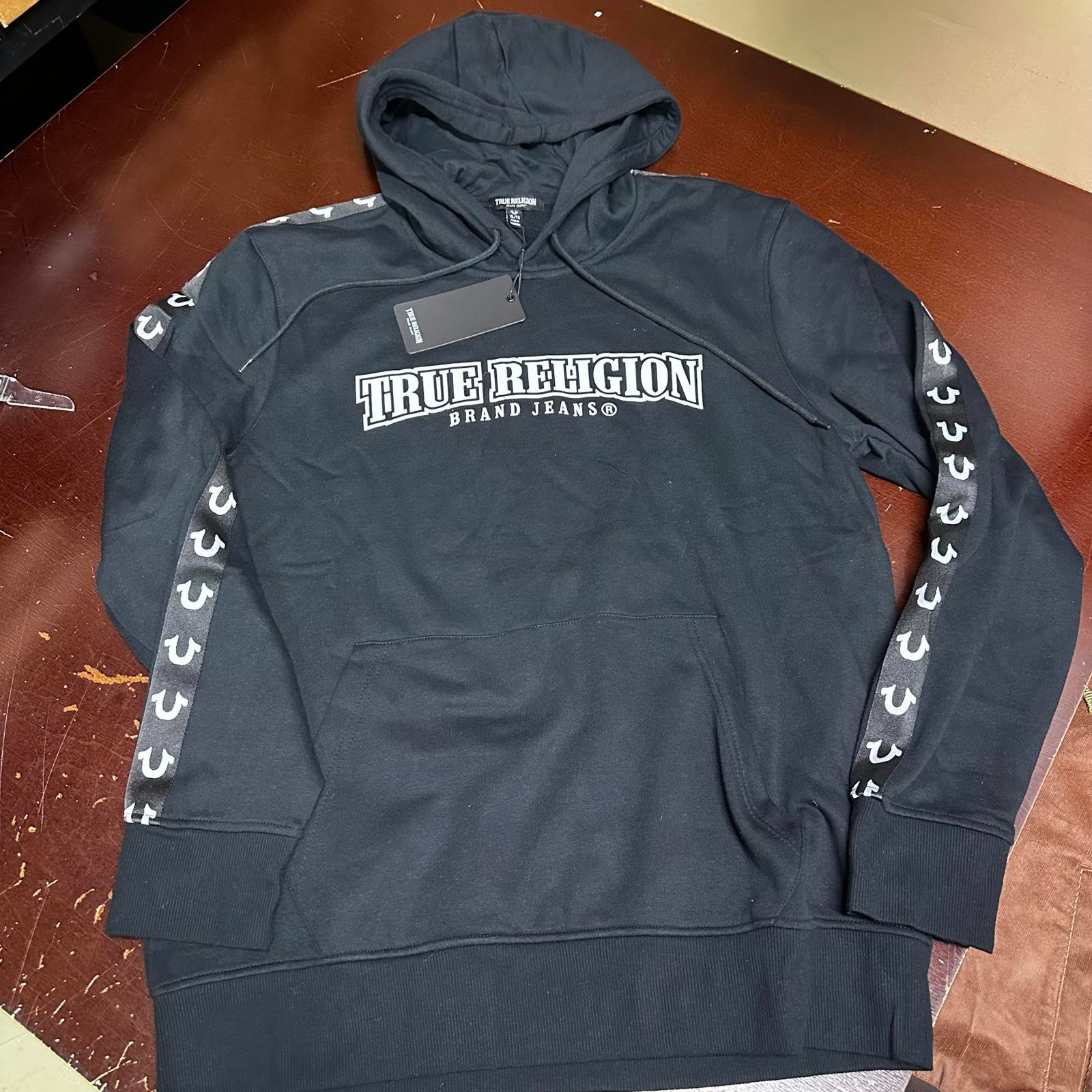 True religion, black mens letter graphic pull over hoodie XL