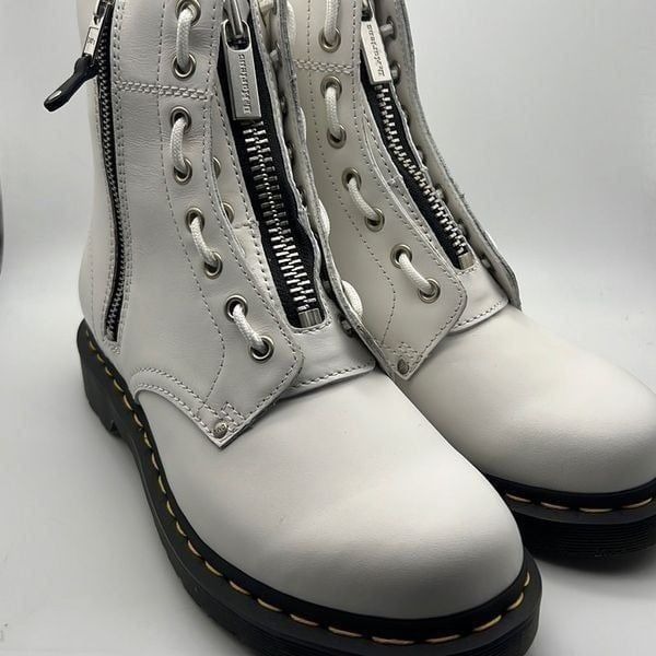 Dr. Martens Women's 1460 Double Zip Leather Boots- NWB- Size 9