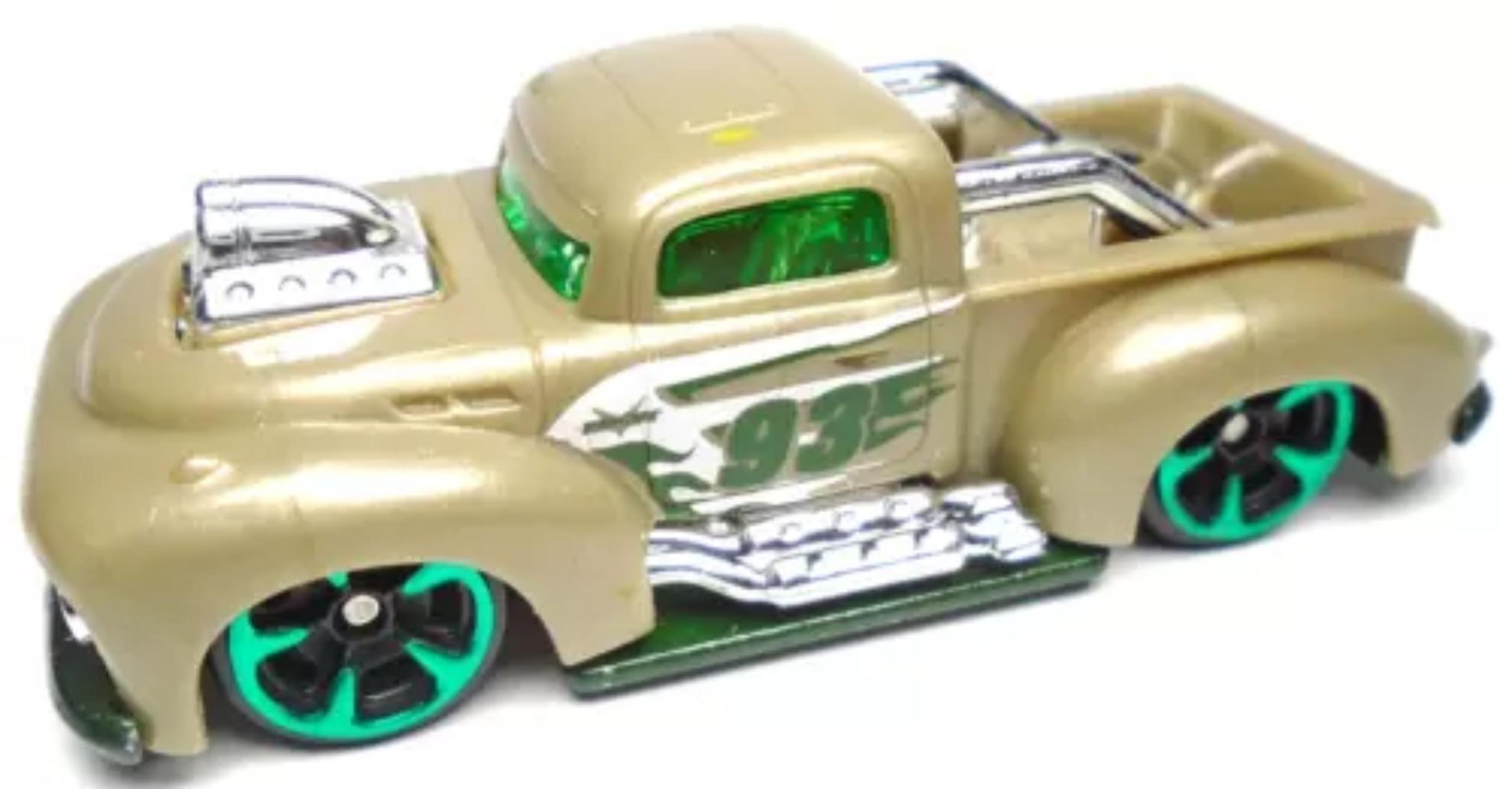 ZURU METAL MACHINES #93 GRAY 2 7/8" DIECAST BLOWN PICKUP TRUCK W/ GREEN & WHITE