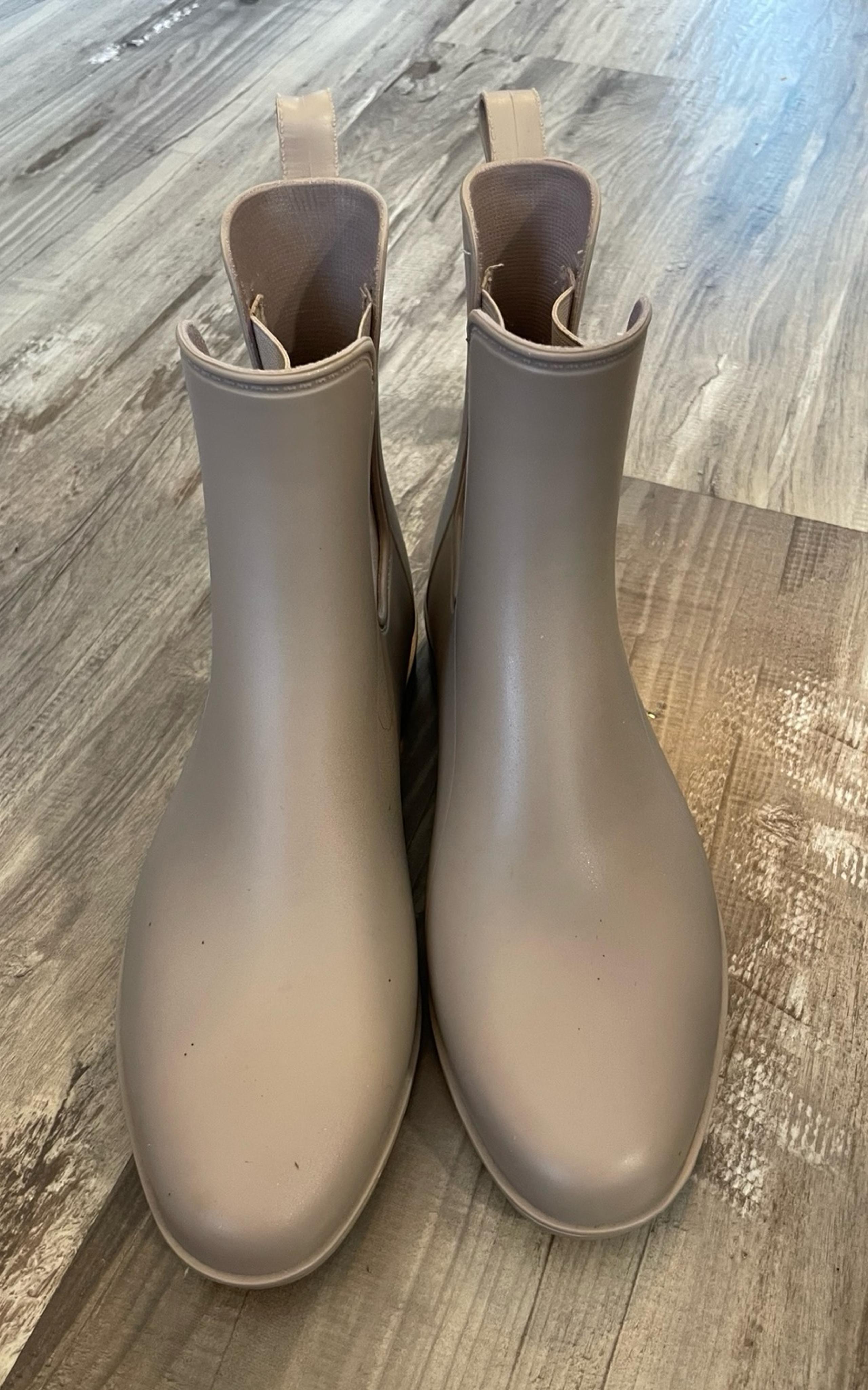 A New Day Rain Boots