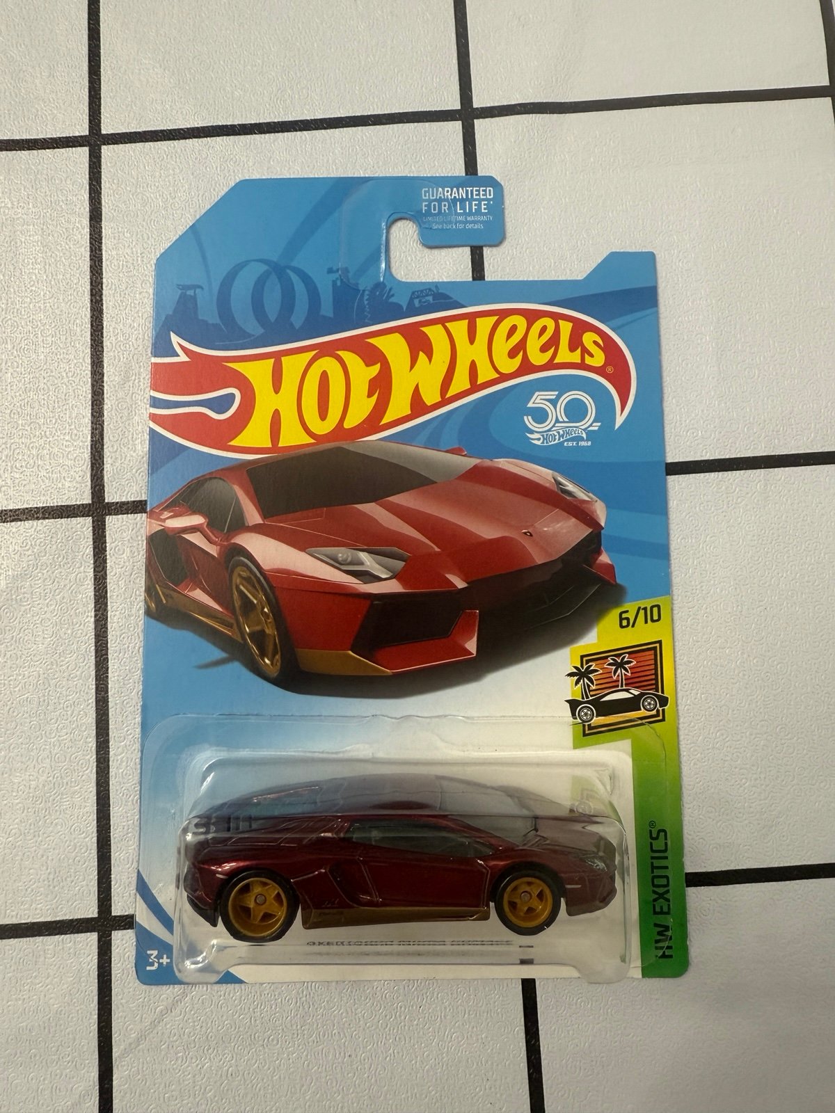 Hotwheels 2018 Super Treasure Hunt Aventador Miura Homage Protector Nice Card