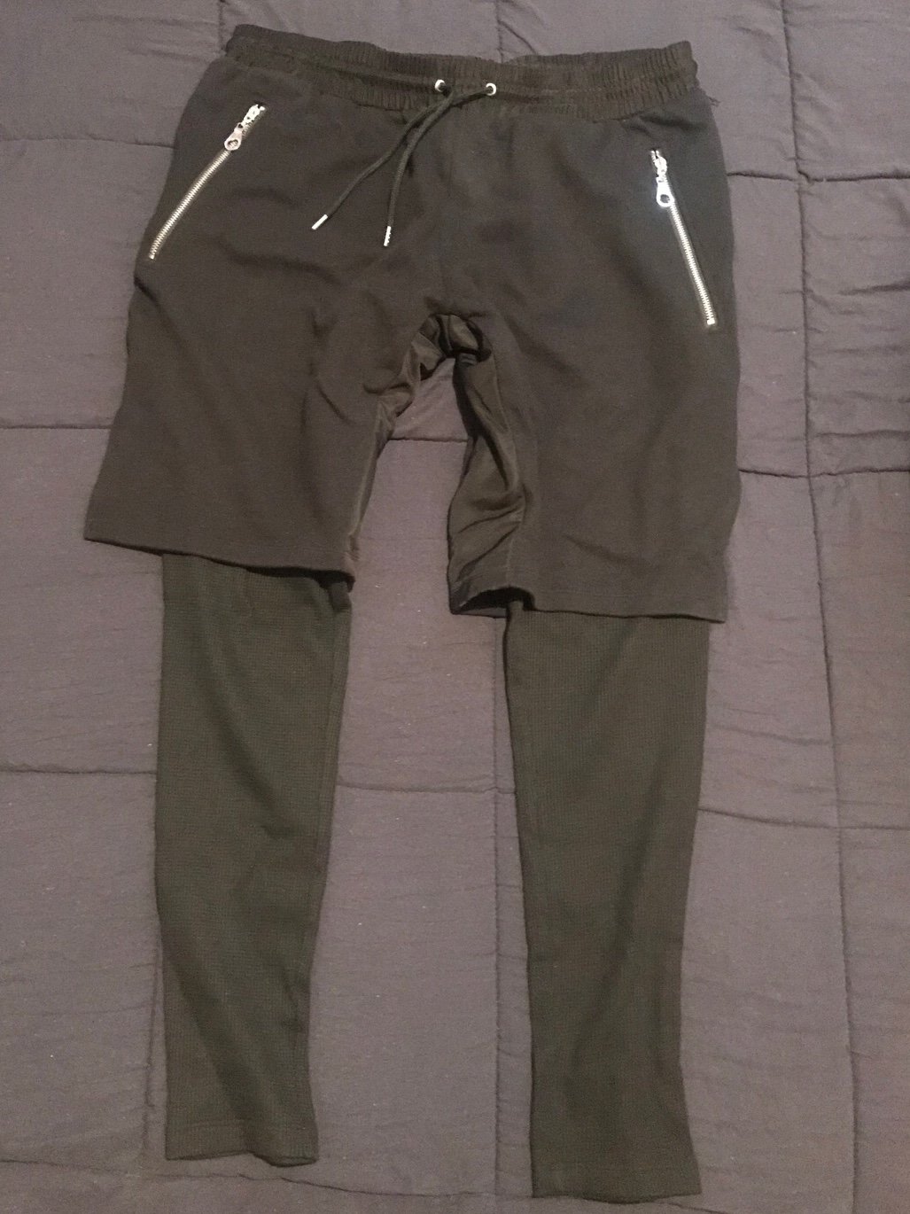 Tackma sweats