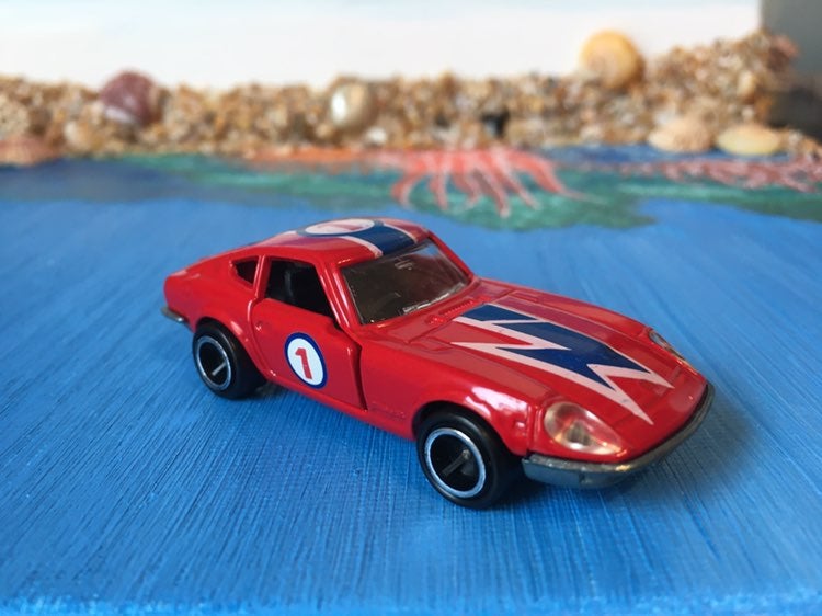 TOMICA NISSAN 240z