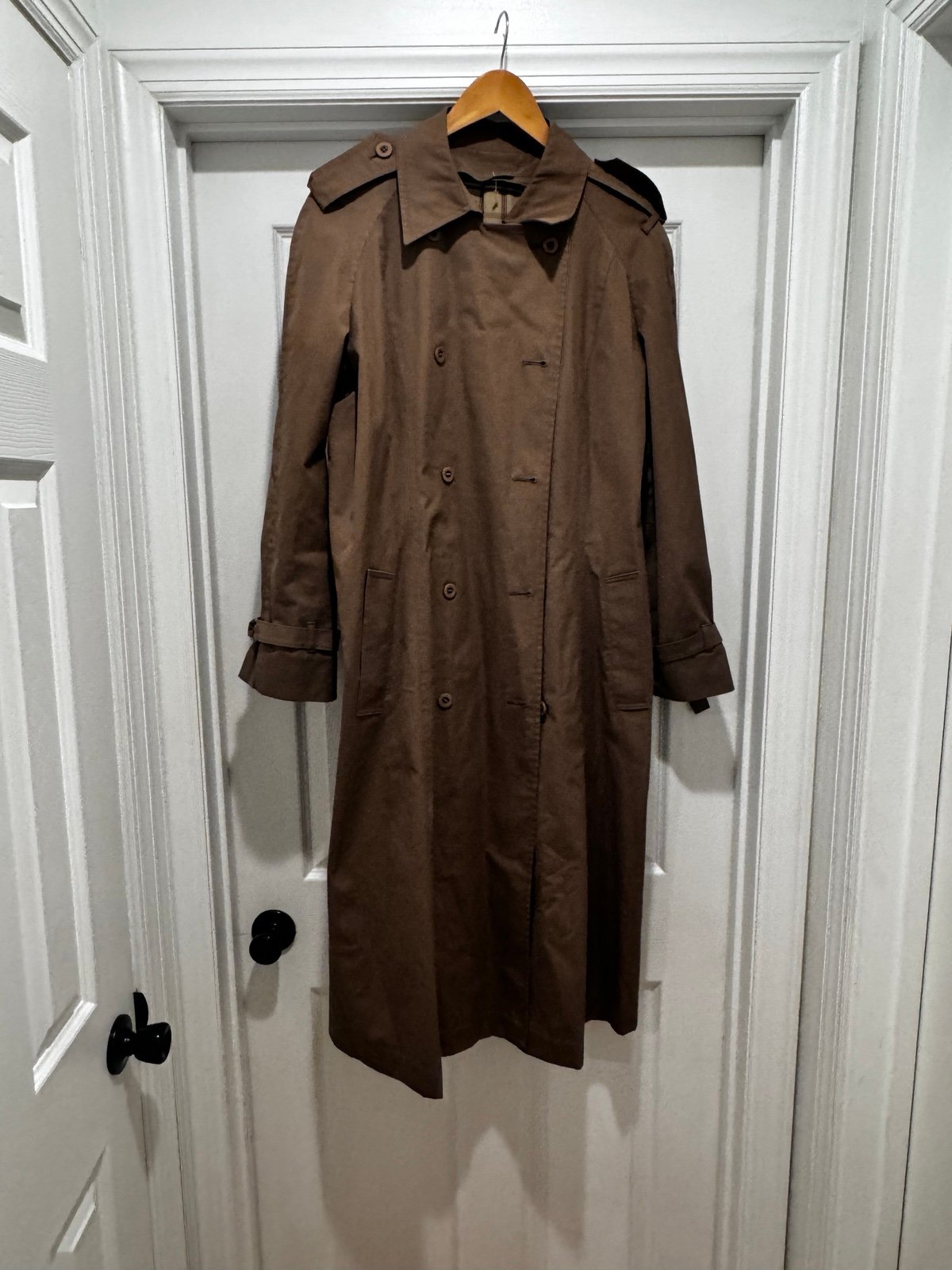 London Fog tan trench coat sz 20R